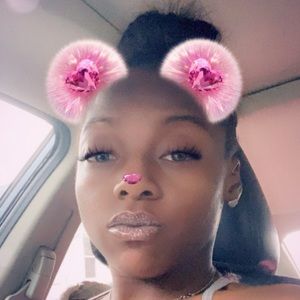 Meet your Posher, Cabonni